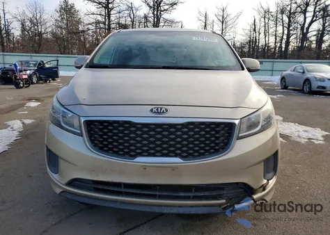 2015 Kia Sedona Lx z USA, uszkodzony, nr VIN KNDMB5C14F6035658